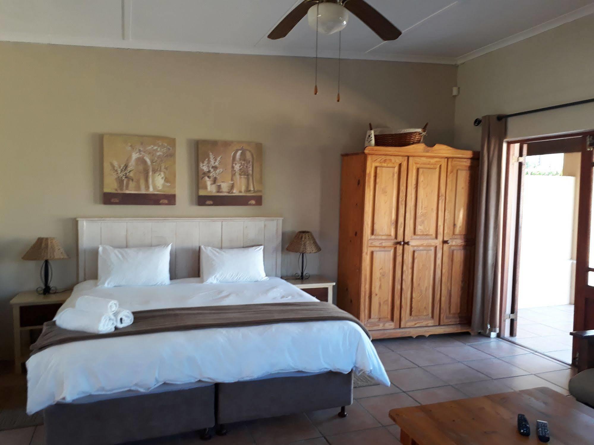 Tourist Lodge Gansbaai Εξωτερικό φωτογραφία
